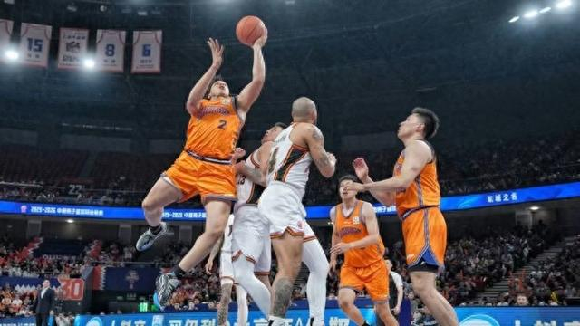 开云体育-男篮版上海德比，就要来了？|CBA|联赛|中国篮球|中国篮协|上海男篮_新浪体育_新浪新闻